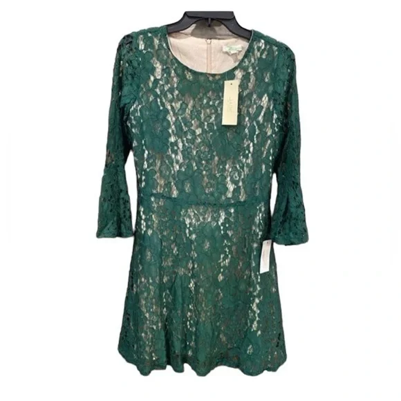 green emerald velvet dress VISIONS LACE DEEP V MAXI DRESS | JADE | THIRD FORM | Women's Australian  Fashion — THIRD FORM main image 1